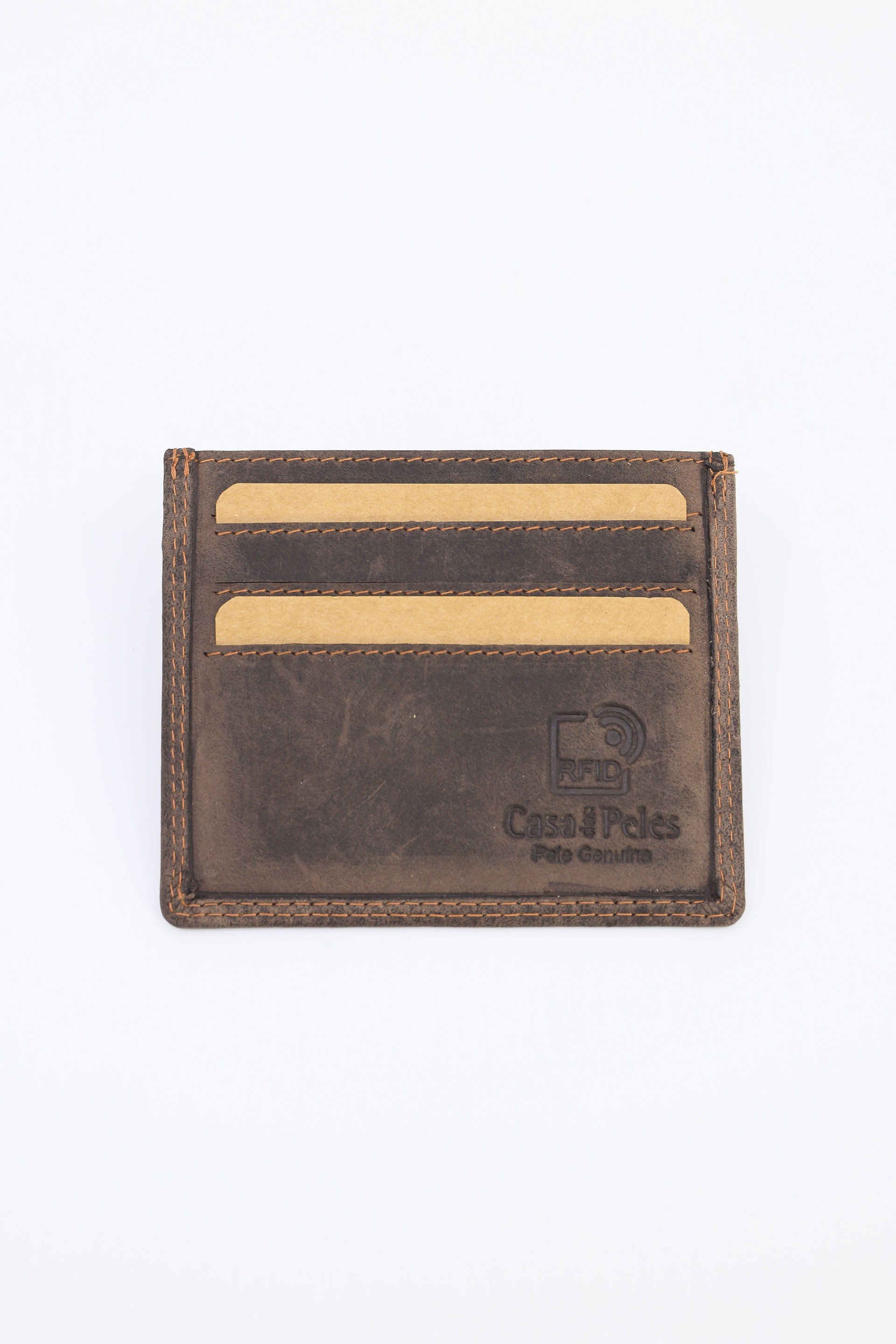 Porta-cartões em pele