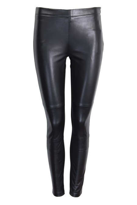 Calas em pele e lycra