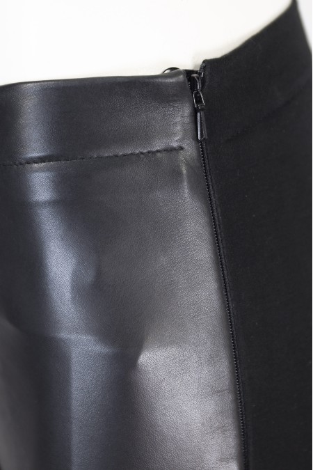 Calas em pele e lycra