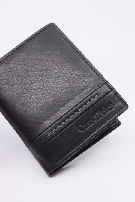 Carteira em pele
