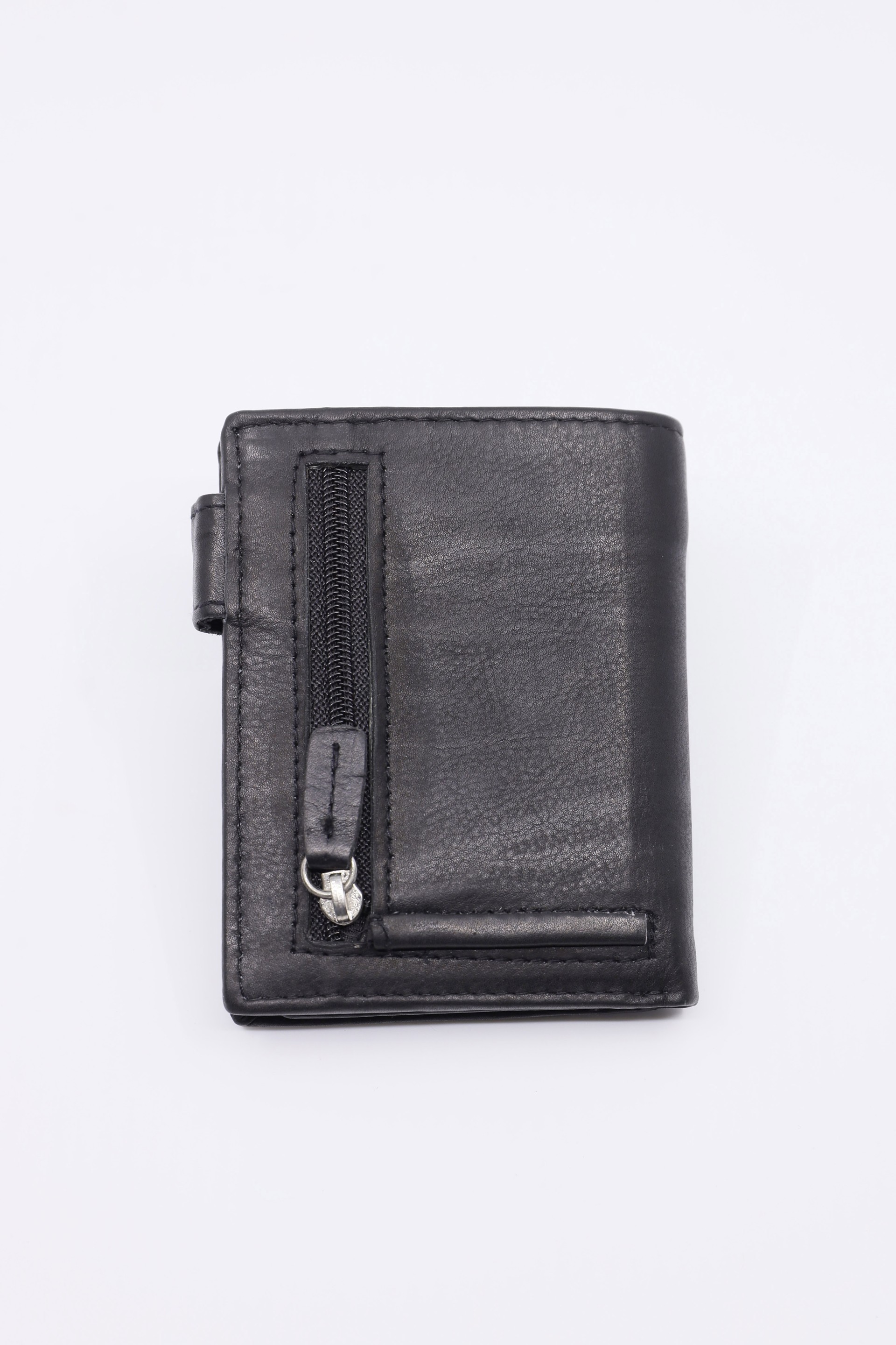 Carteira em pele