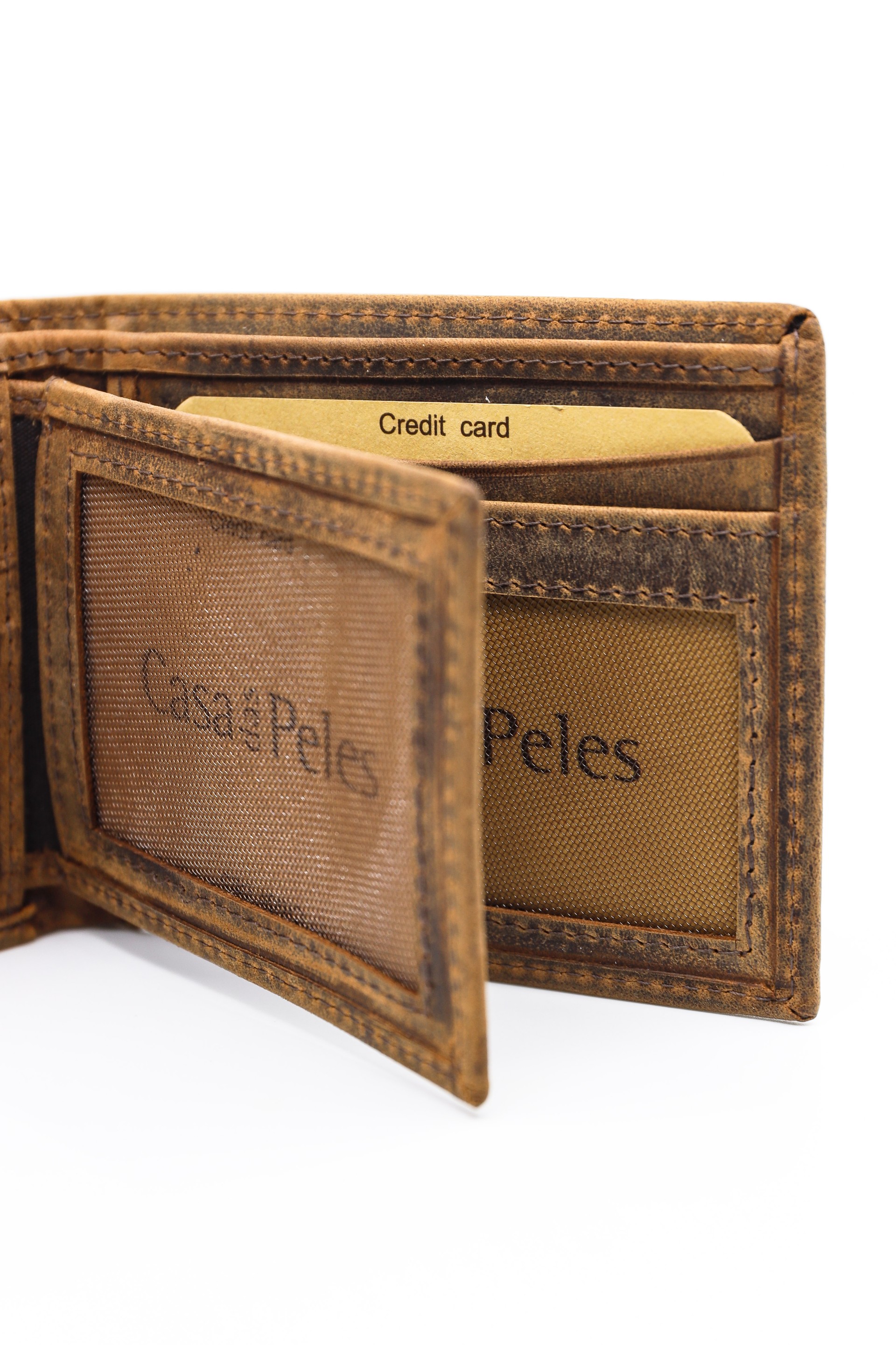 Porta-cartões em pele