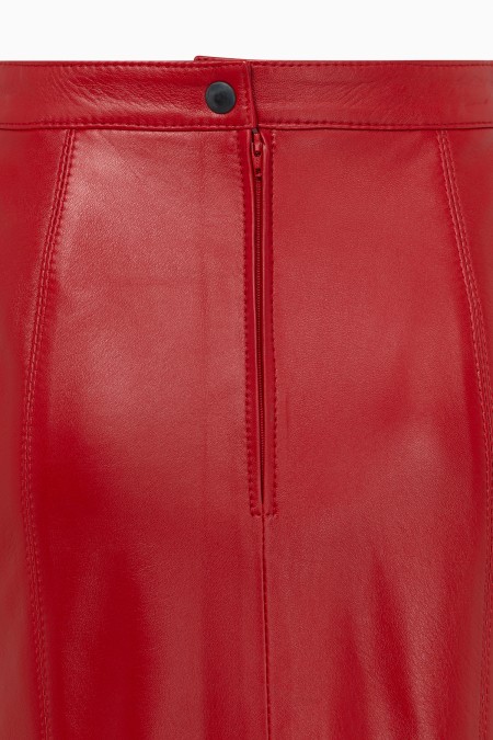 Saia em pele Saia em pele