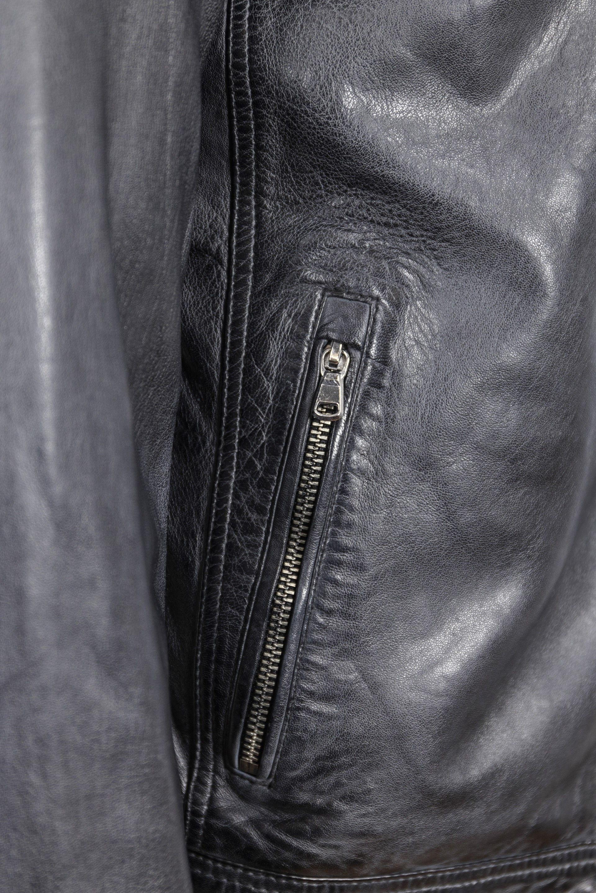 Blusão em pele Guilherme