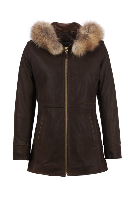 Casaco em pele gata