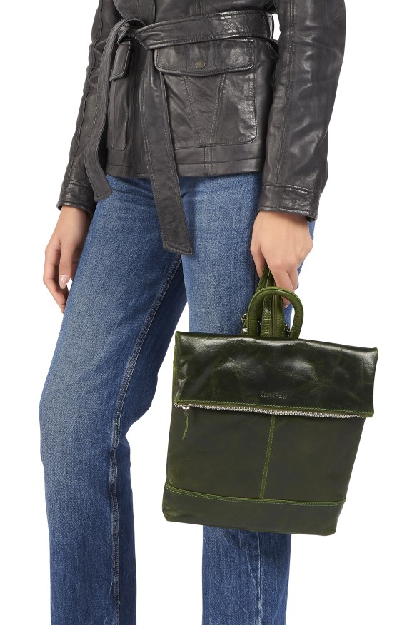 Mochila em pele 104