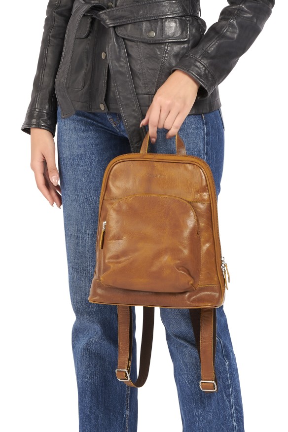 Mochila em pele 113