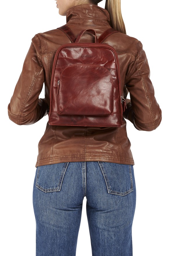 Mochila em pele 113