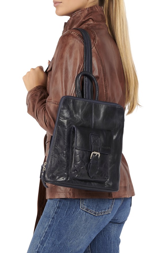 Mochila em pele 115