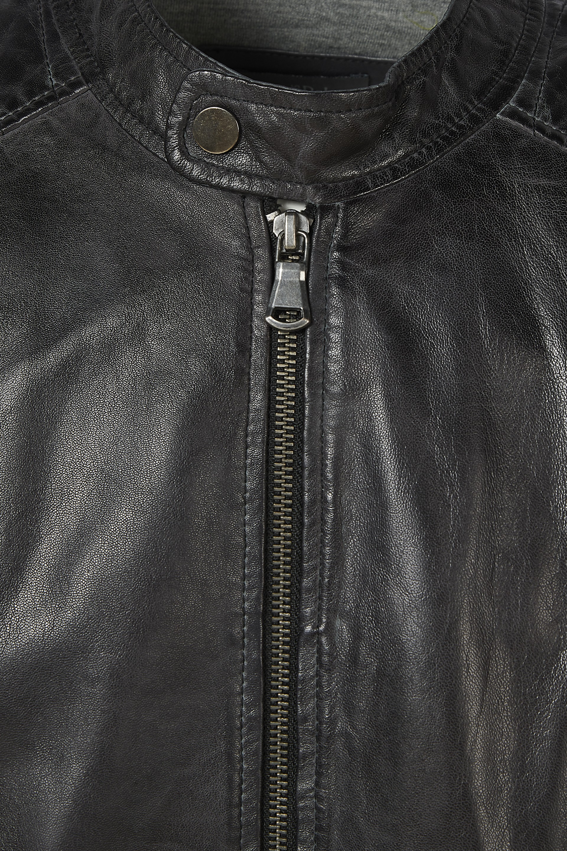 Blusão em pele Saymon