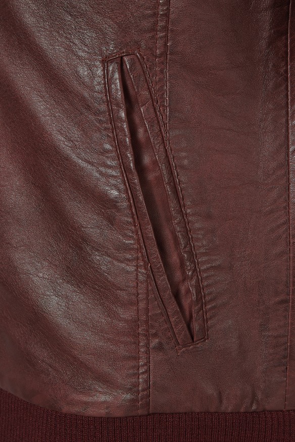 Bluso em pele Robson