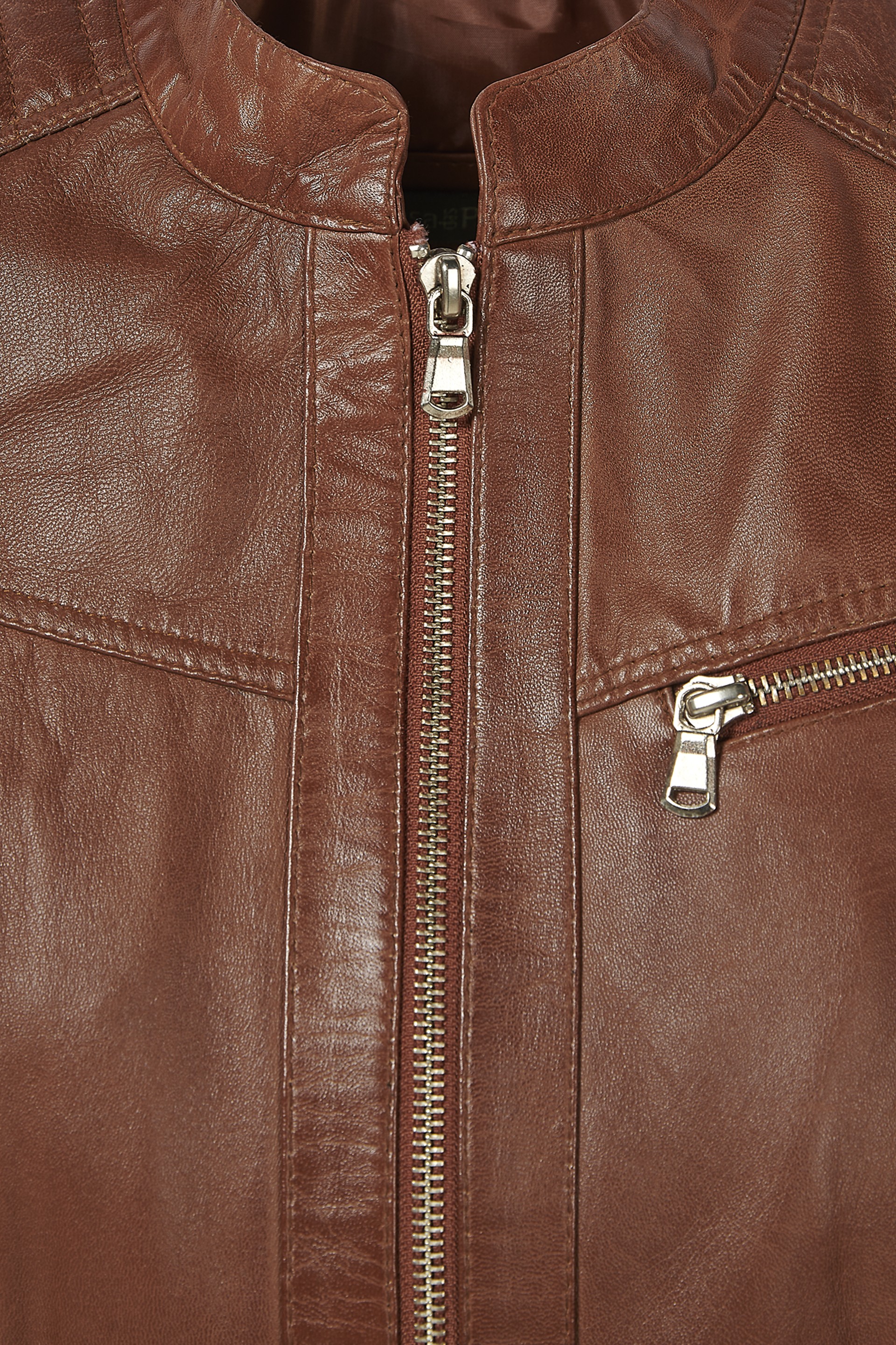 Blusão em pele Mirela