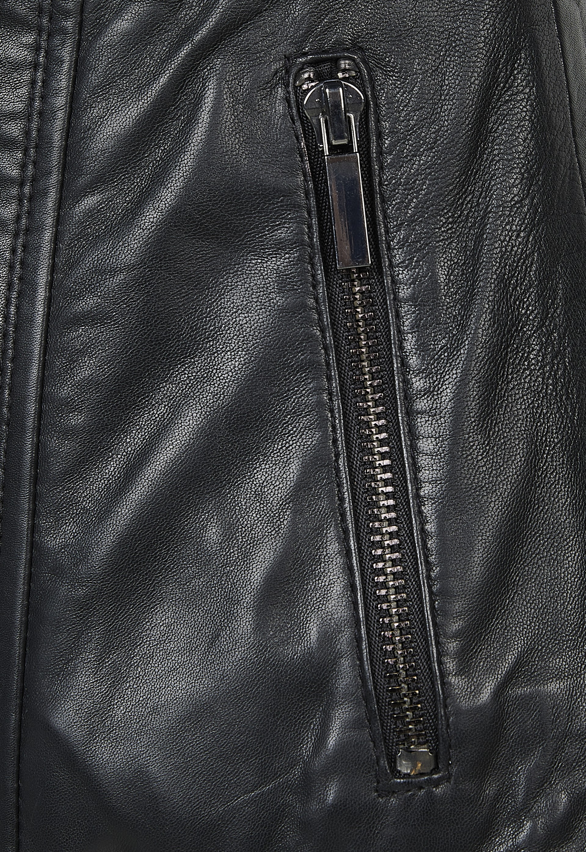 Casaco em pele Mirella