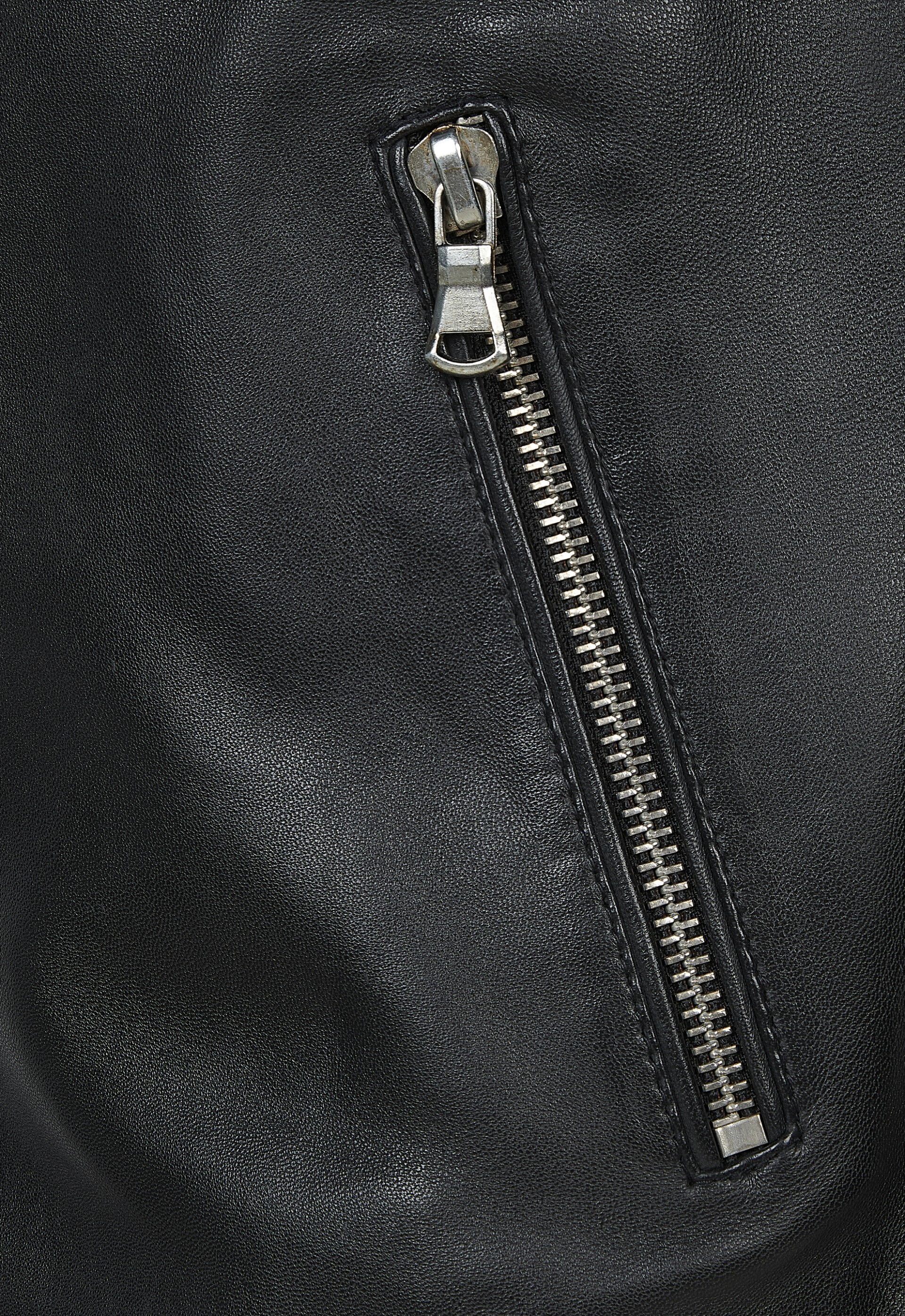 Blusão em pele Odin