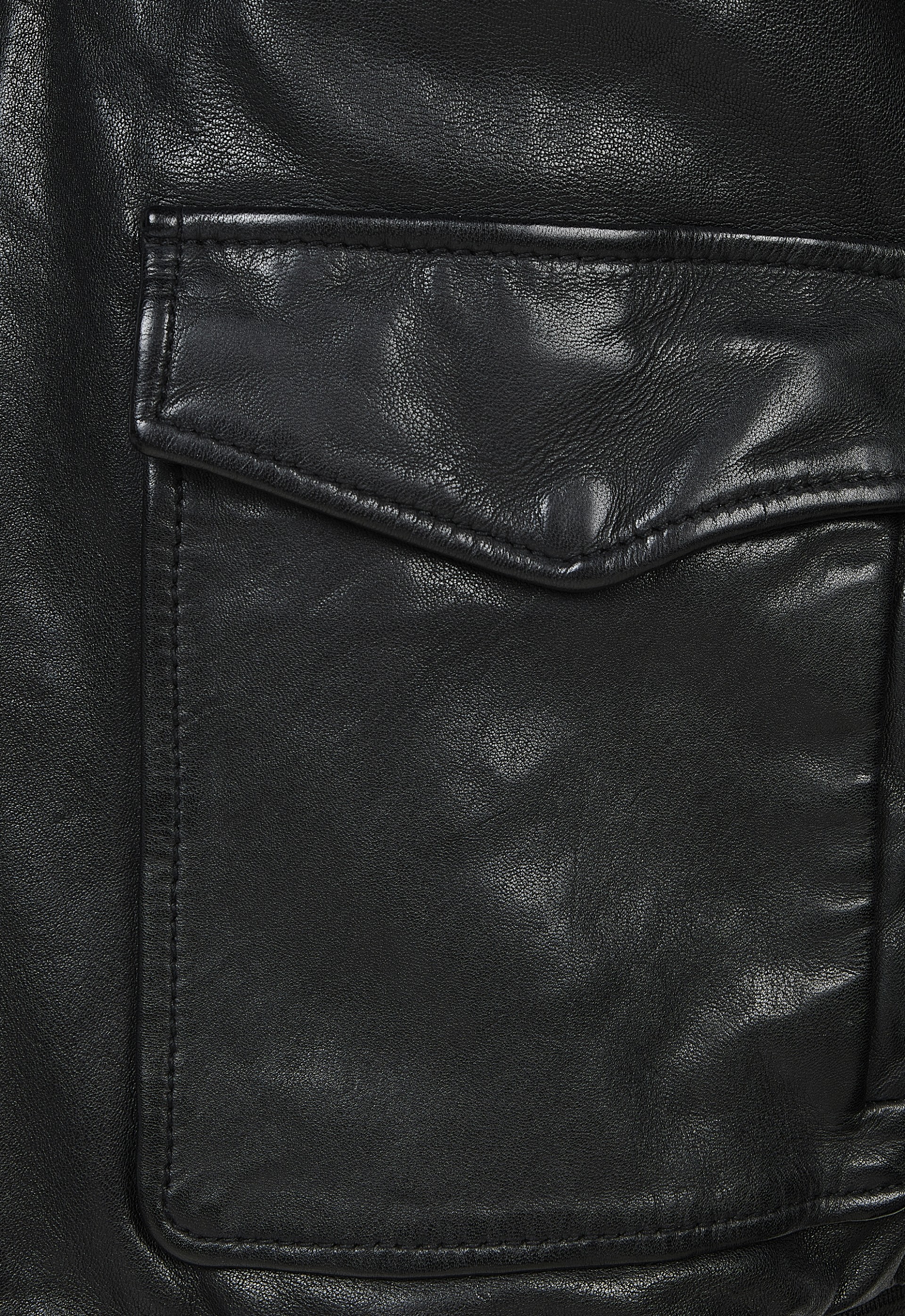 Blusão em pele Erick