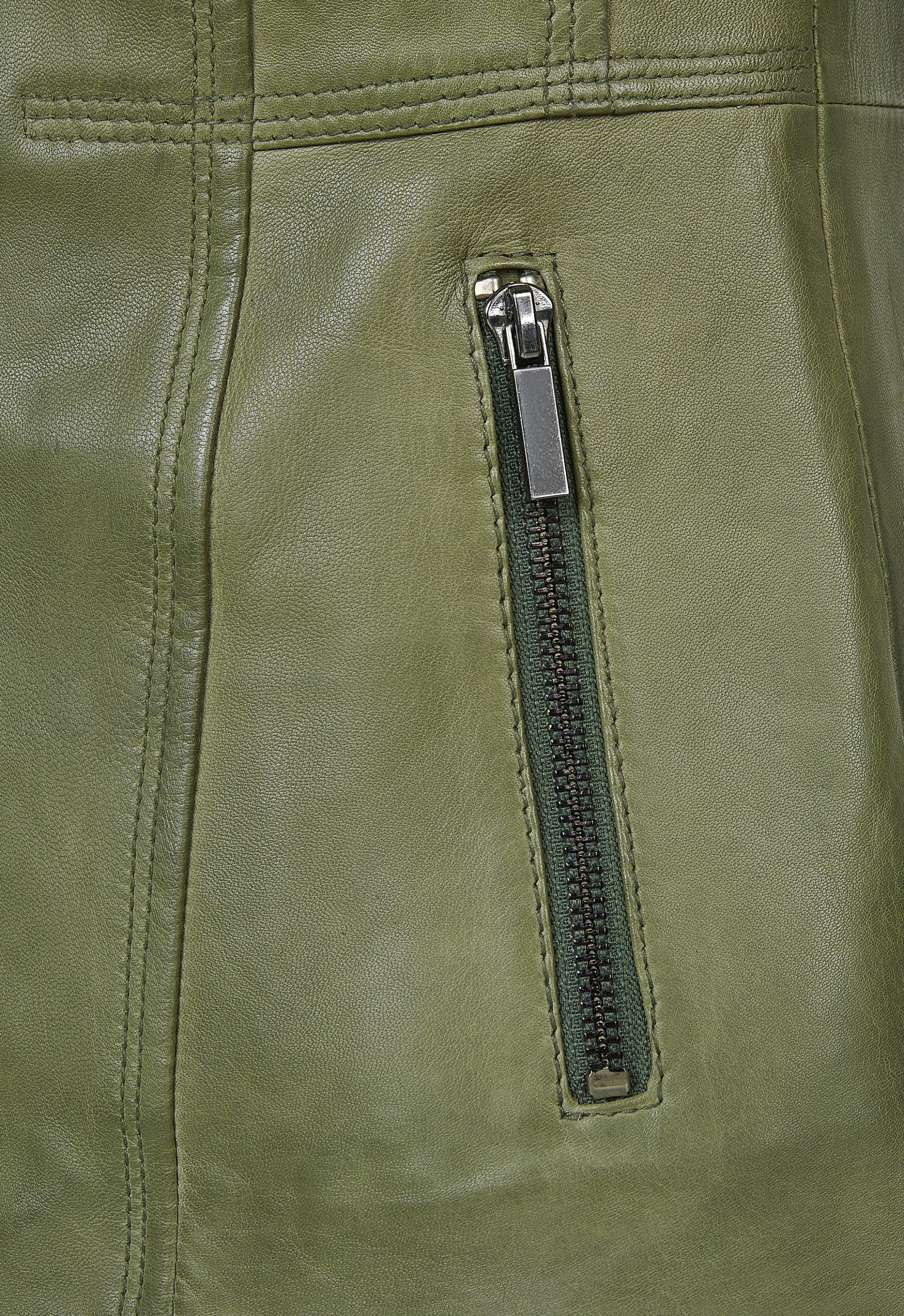 Casaco em pele Mirella