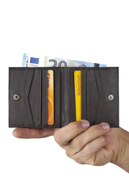 Carteira em pele 020