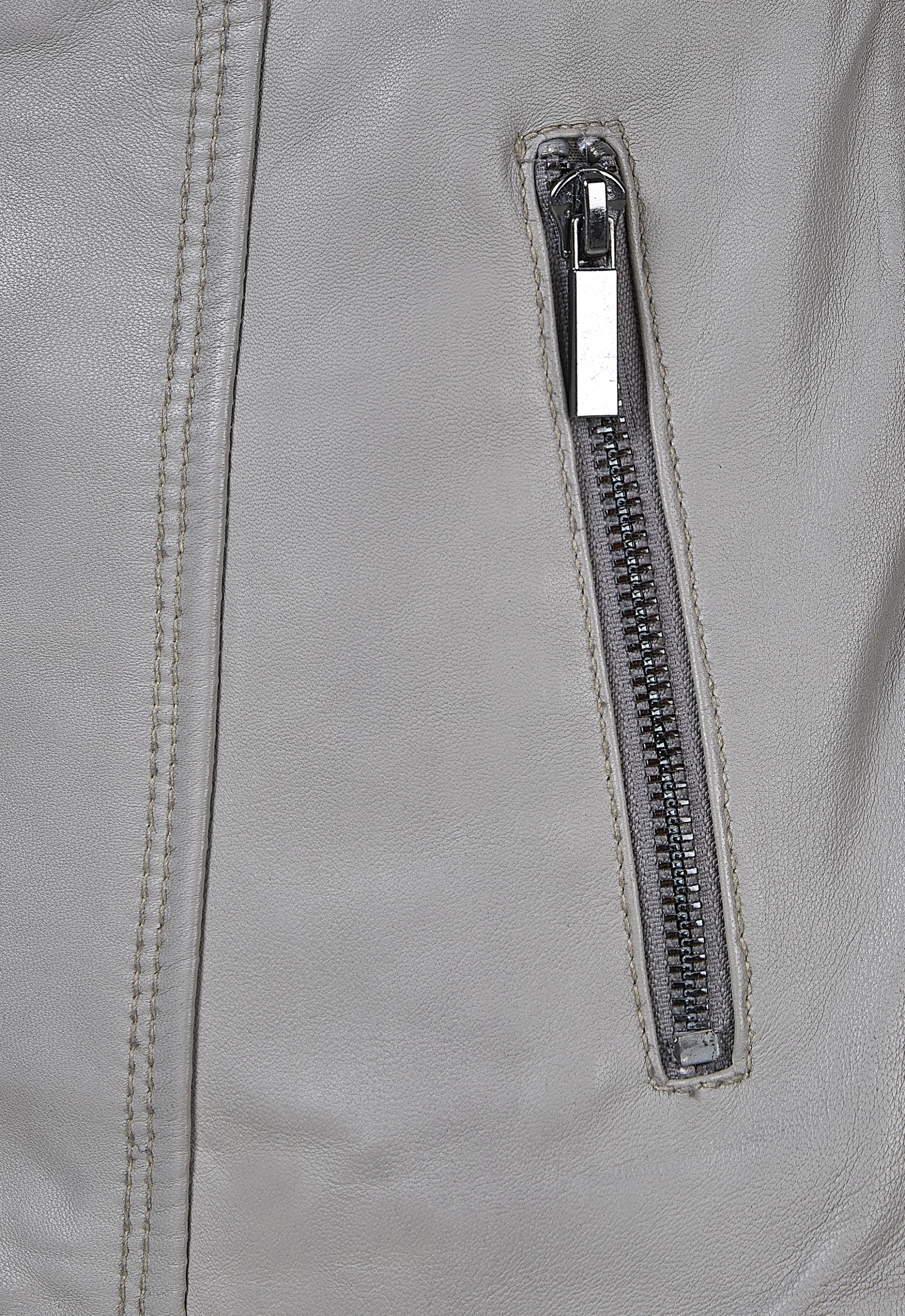 Casaco em pele Mirella