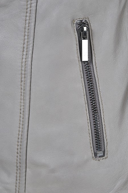 Casaco em pele Mirella