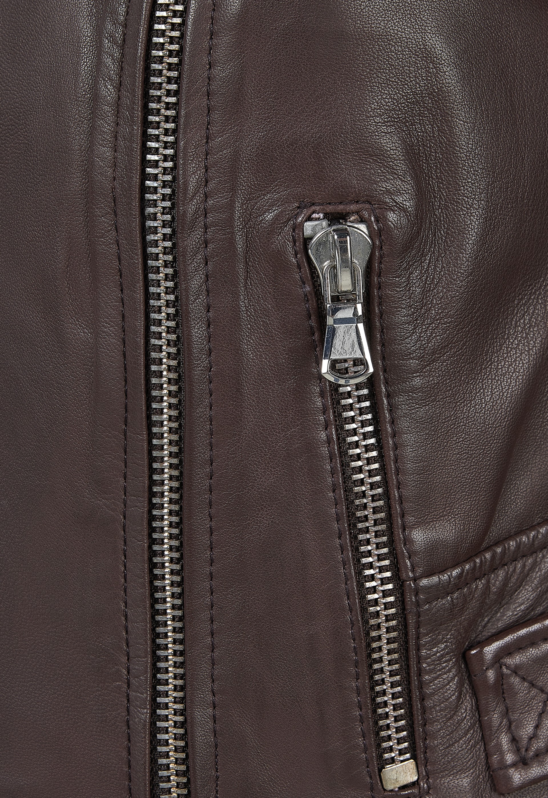 Blusão em pele Clara