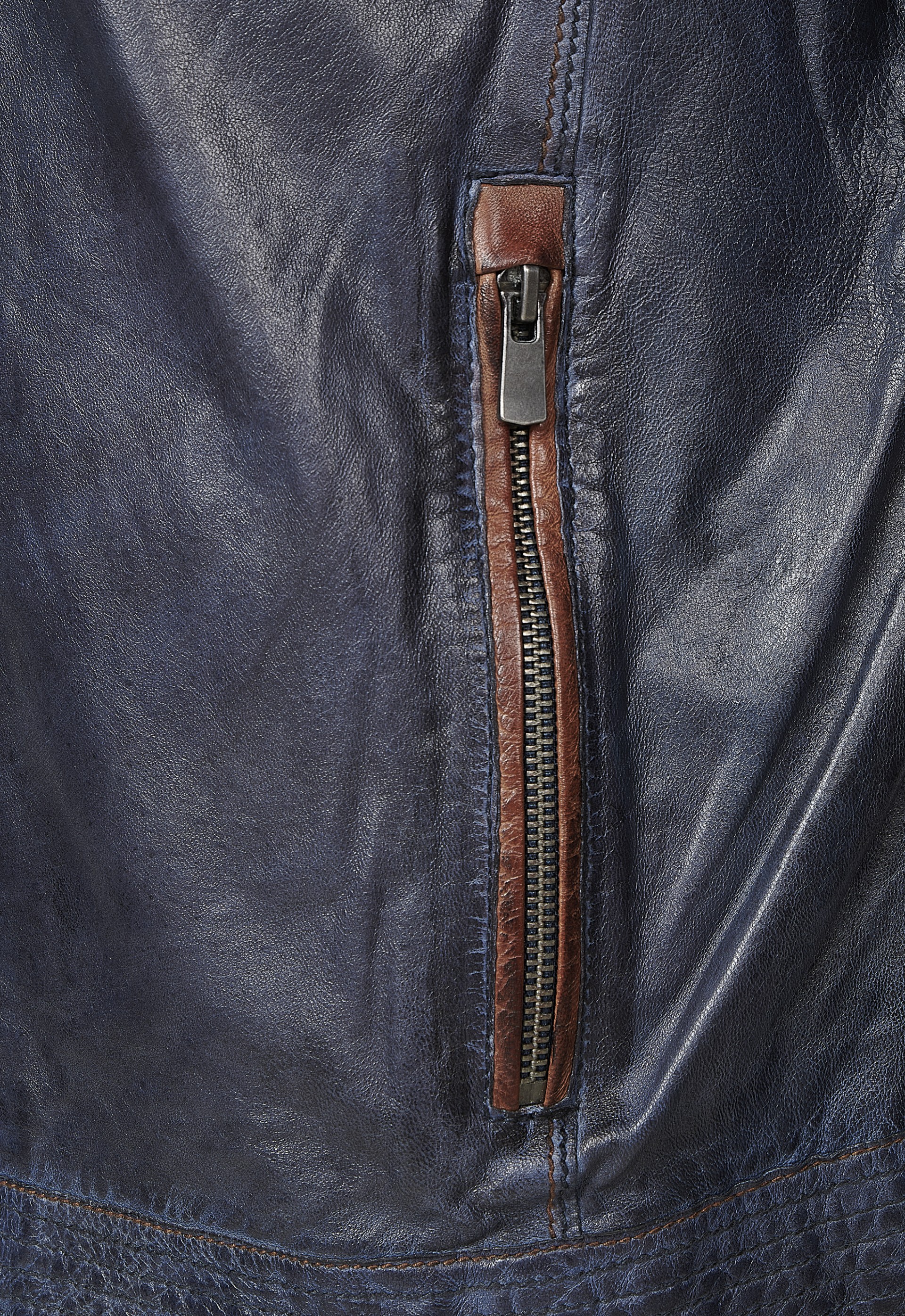 Blusão em pele Nilo