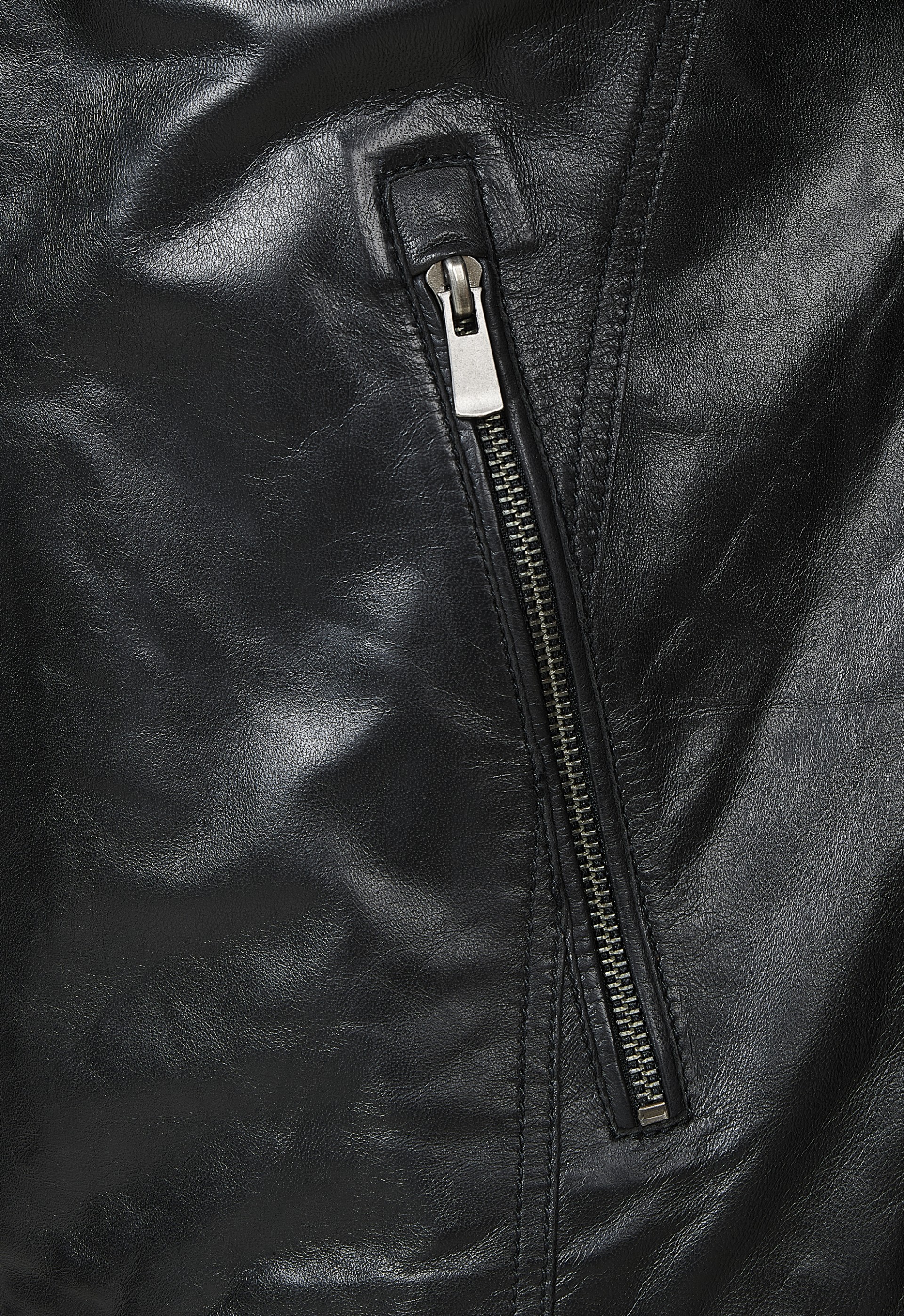 Blusão de pele Isac