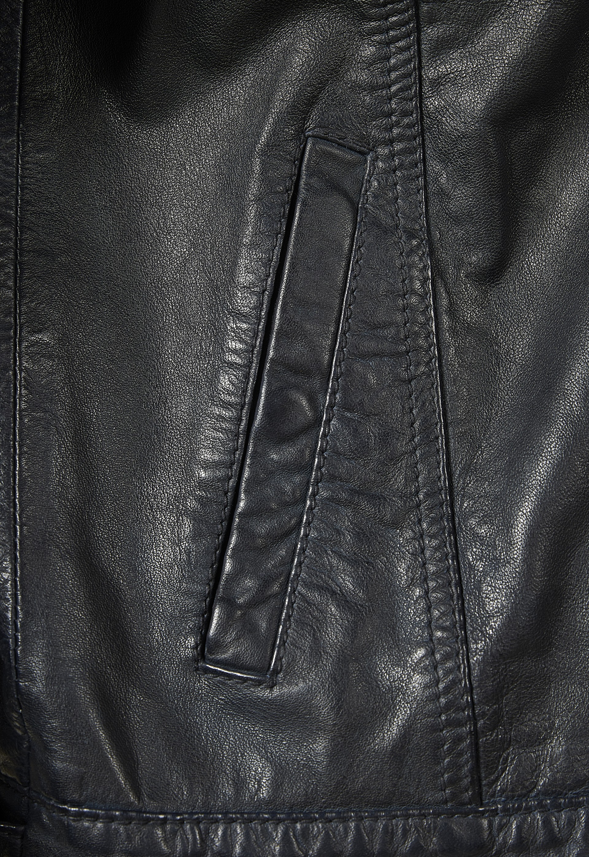 Blusão em pele Jessica