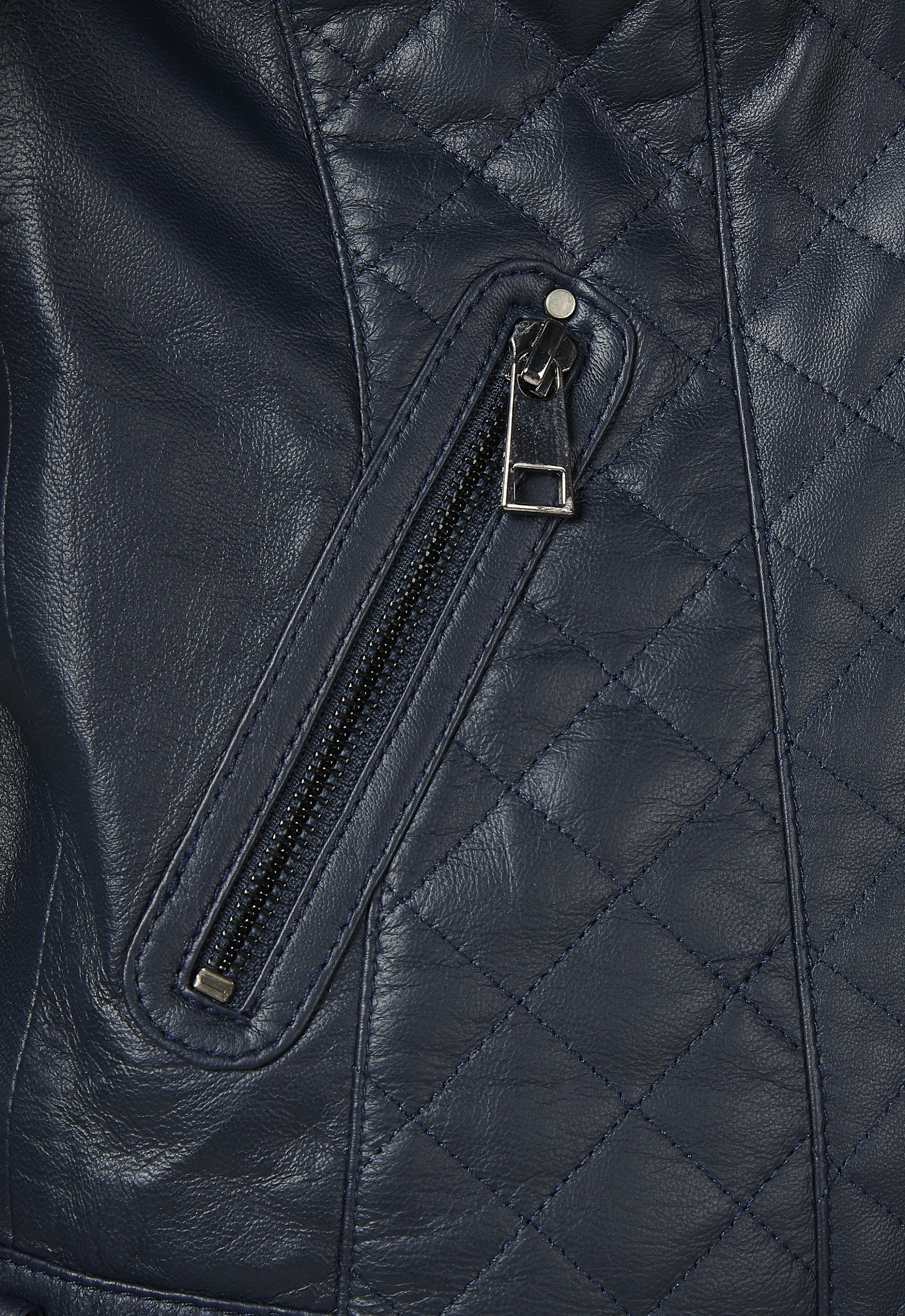 Blusão em pele Mayla