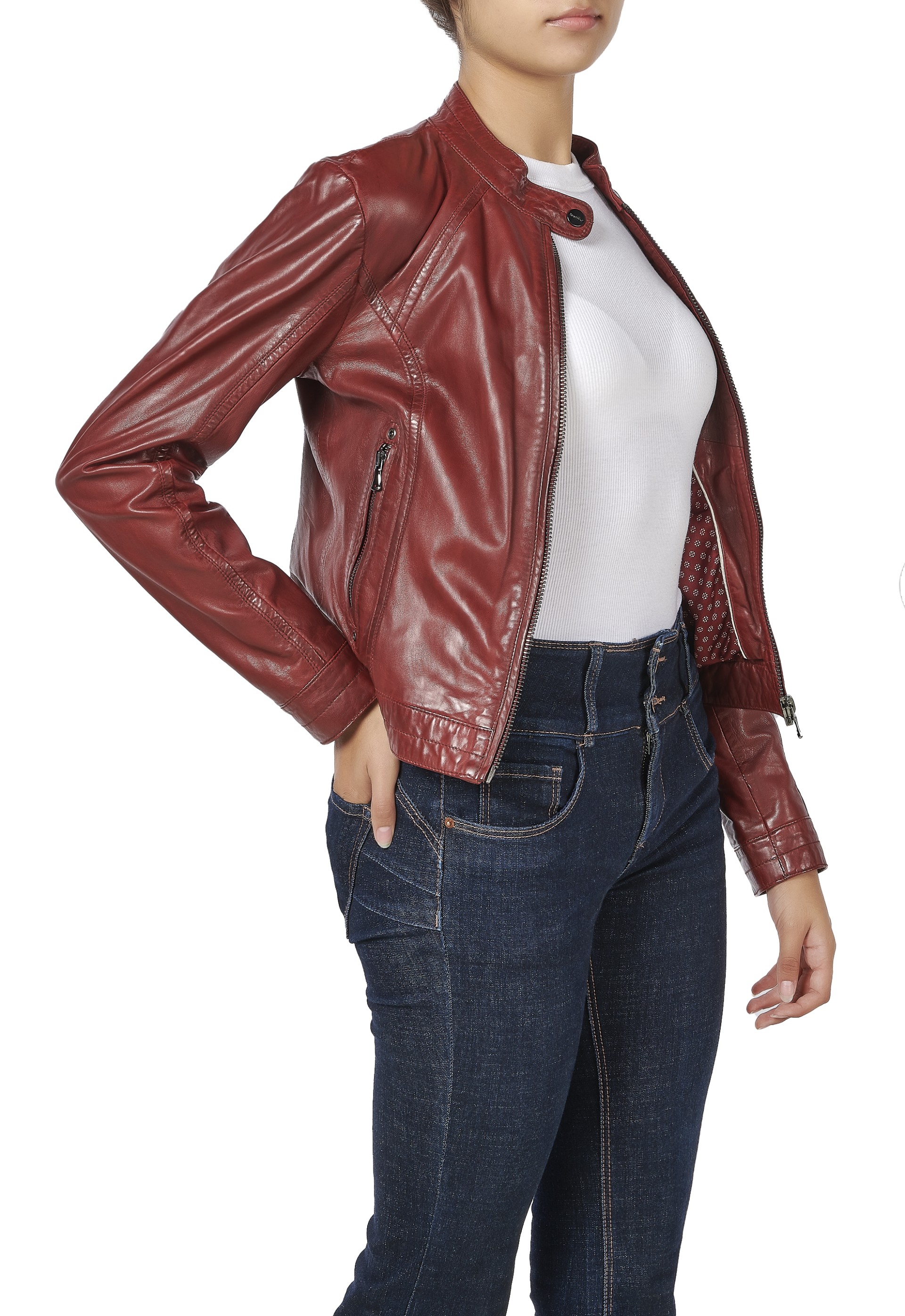 Blusão em pele Suyane