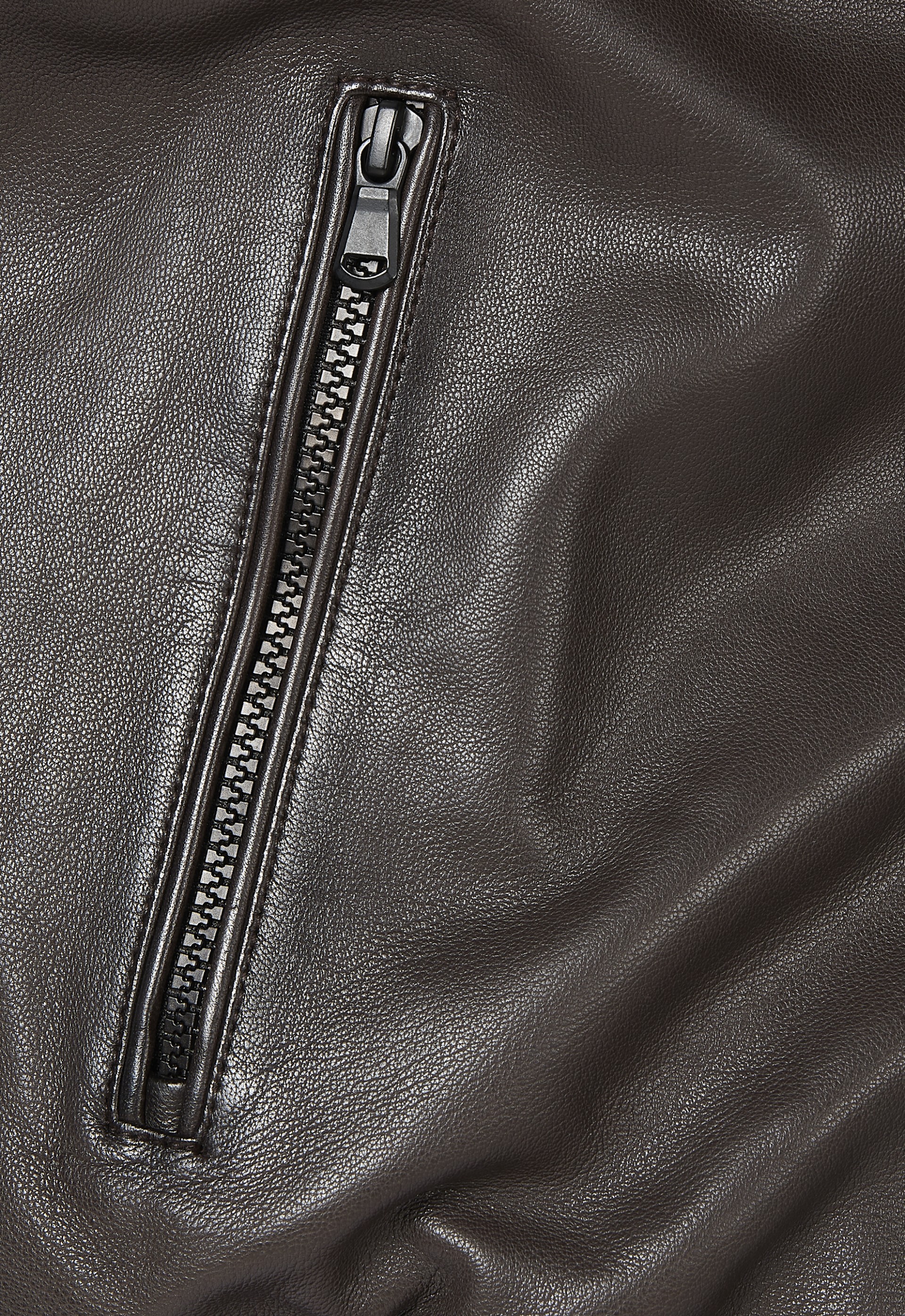 Blusão em pele Asafe