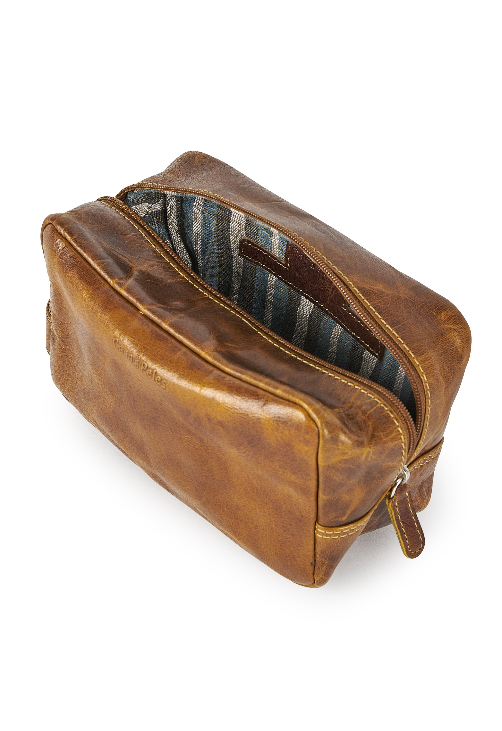 Necessaire em pele 132L