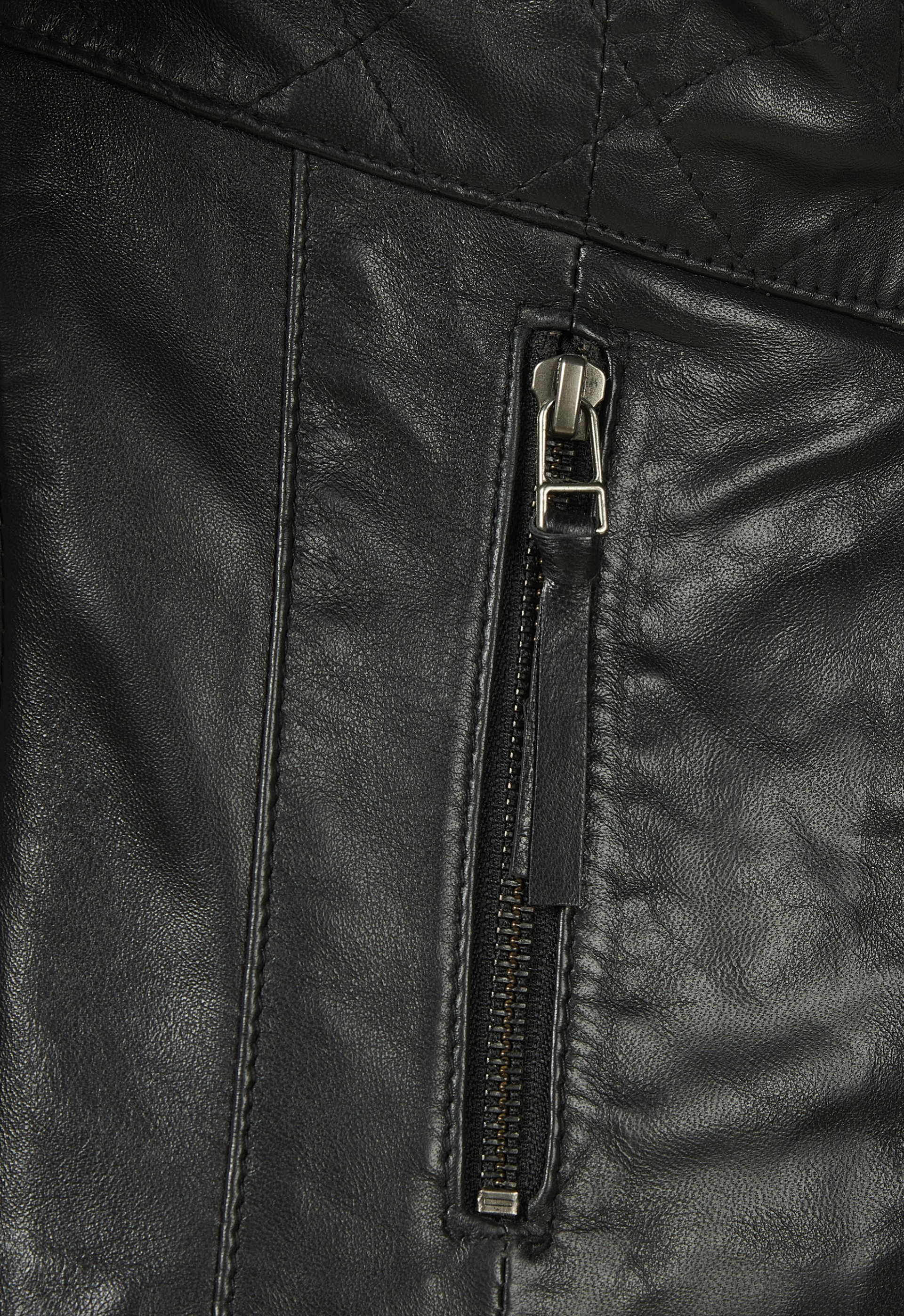 Blusão em pele Rita