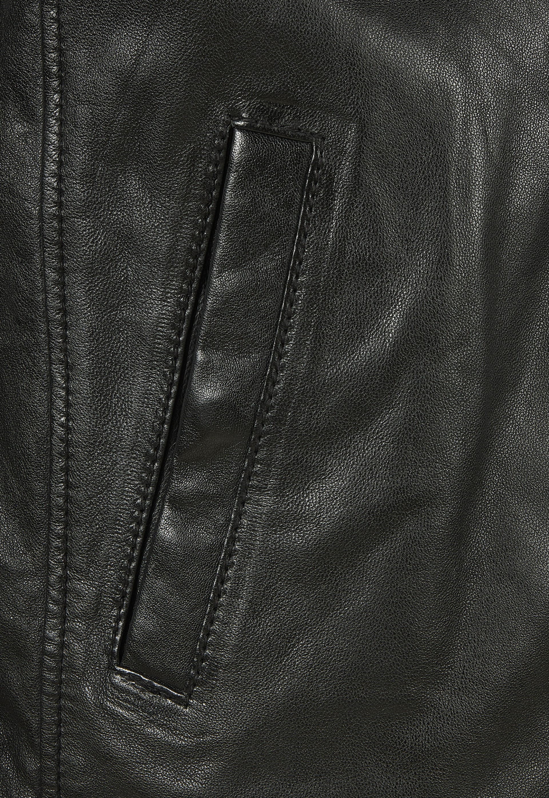 Blusão em pele Roberto