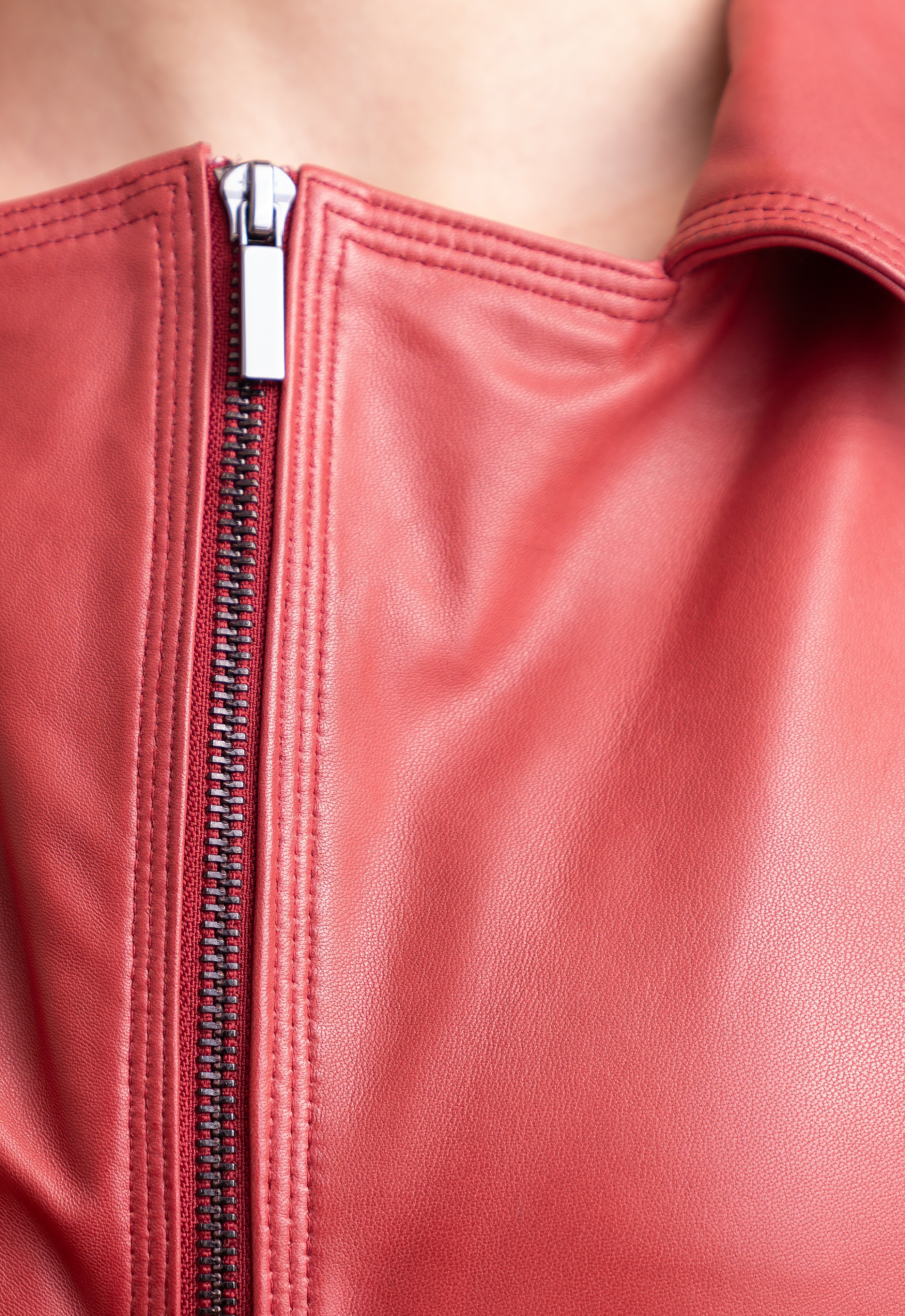 Casaco em pele Mirella