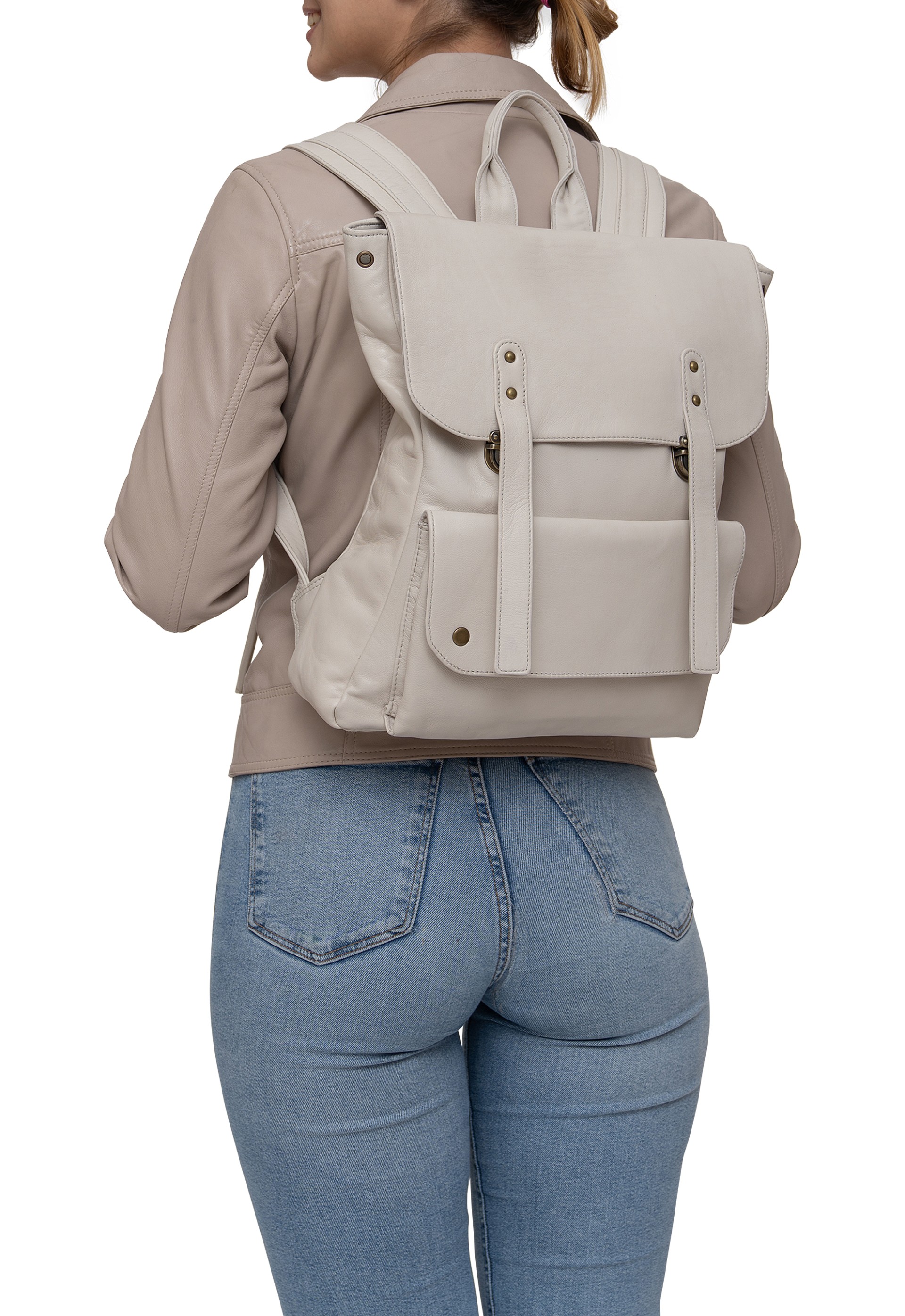 Mochila em pele 0SE039