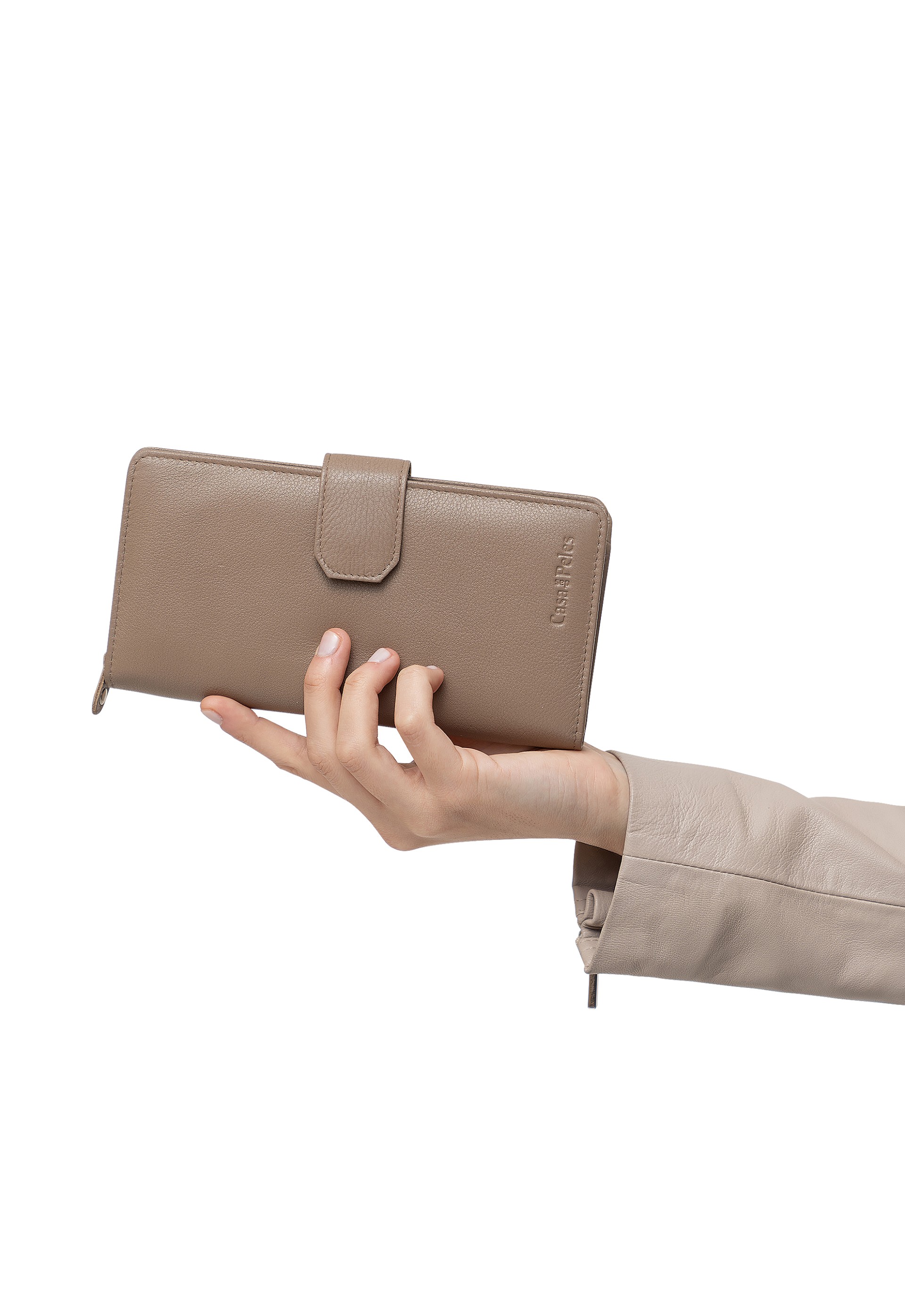 Carteira em pele 646