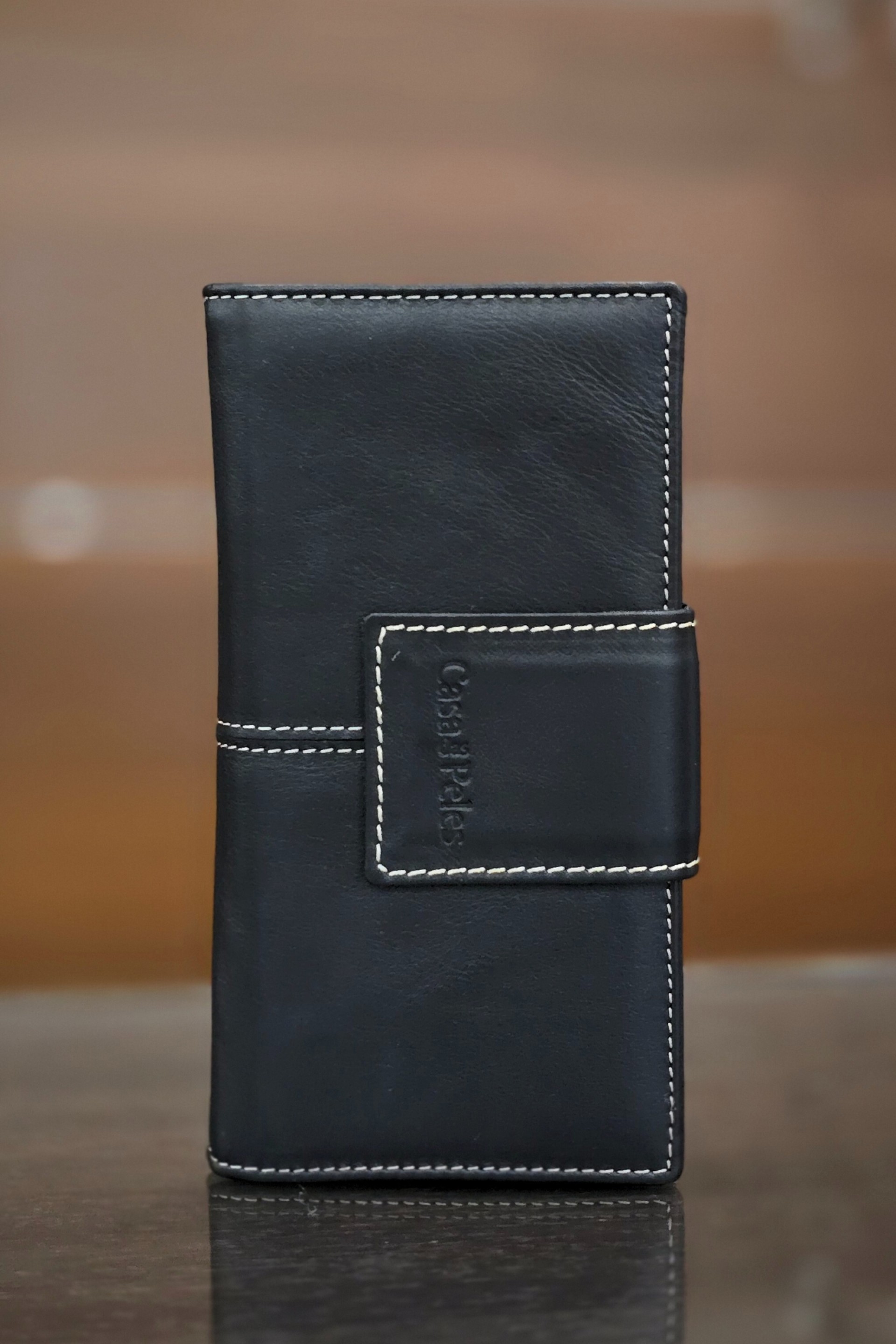 Carteira em pele Lirio