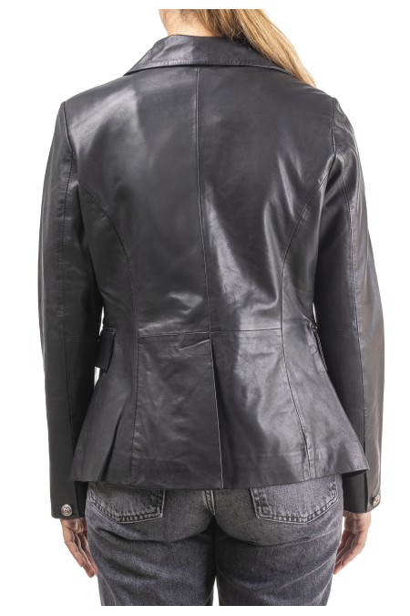 Blazer em pele Jasmim