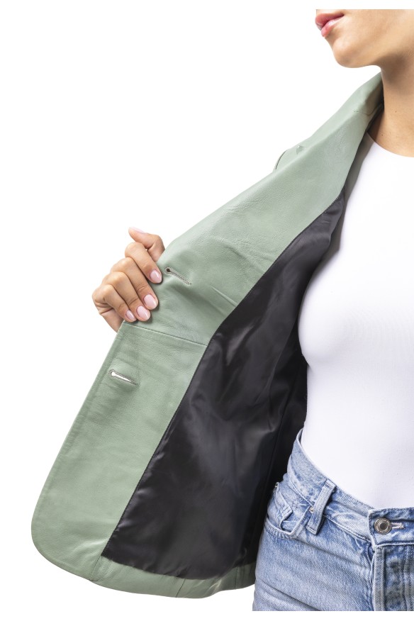 Blazer em pele Jasmim