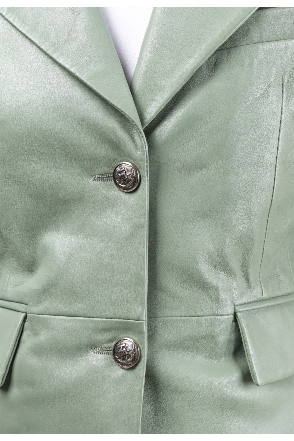 Blazer em pele Jasmim