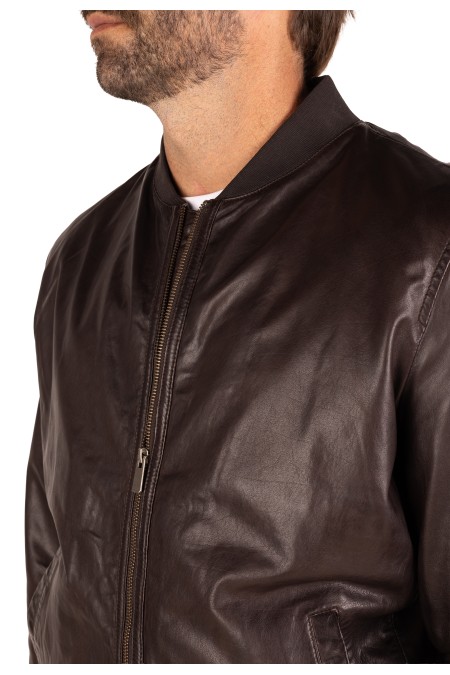 Bluso em pele Germano